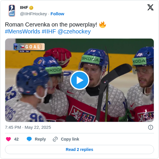 IIHF: Roman Cervenka on the powerplay! 🔥
#MensWorlds #IIHF @czehockey https://t.co/9pOSlYEjDQ
