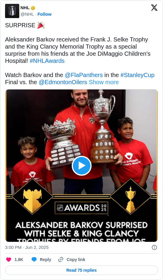 NHL: SURPRISE 🎉

Aleksander Barkov received the Frank J. Selke Trophy and the King Clancy Memorial Trophy as a special surprise from his friends at the Joe DiMaggio Children's Hospital! #NHLAwards 

Watch Barkov and the @FlaPanthers in the #StanleyCup Final vs. the @EdmontonOilers https://t.co/9LcYqSbrHN