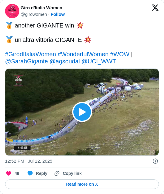 Giro d'Italia Women: 🥇 another GIGANTE win 💥

🥇 un'altra vittoria GIGANTE 💥

#GirodItaliaWomen #WonderfulWomen #WOW | @SarahGigante @agsoudal @UCI_WWT https://t.co/jWMjT0qlte