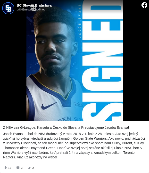BC Slovan Bratislava: Z NBA cez G-League, Kanadu a Česko do Slovana Predstavujeme Jacoba Evansa!

 Jacob Evans III. bol do NBA draftovaný v roku 2018 v 1. kole z 28. miesta. Ako svoj jediný „pick“ si ho vybrali vtedajší úradujúci šampióni Golden State Warriors. Ako novic, prichádzajúci z univerzity Cincinnati, sa tak mohol učiť od supervhiezd ako spomínaní Curry, Durant, či Klay Thompson alebo Draymond Green. Hneď vo svojej prvej sezóne okúsil aj Finále NBA, hoci v ňom Warriors vyšli naprázdno, keď prehrali 2:4 na zápasy s kanadským celkom Toronto Raptors. Viac uz ako vždy na webe!

