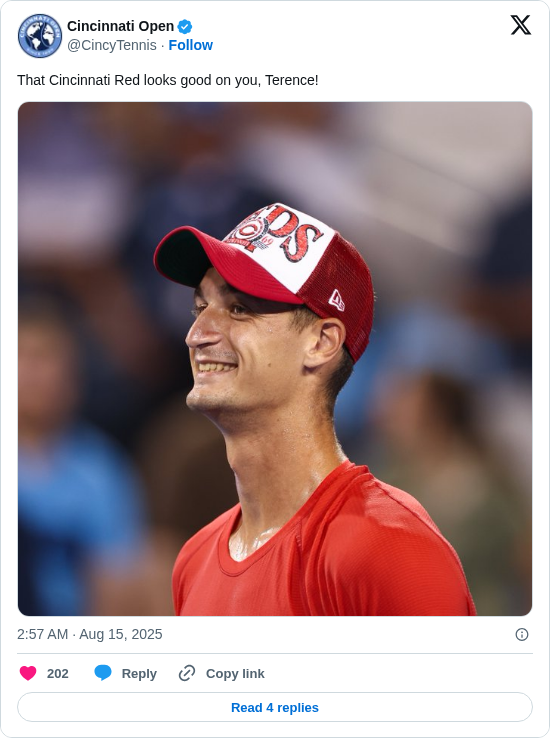 Cincinnati Open: That Cincinnati Red looks good on you, Terence! https://t.co/NEr4S4nwrt