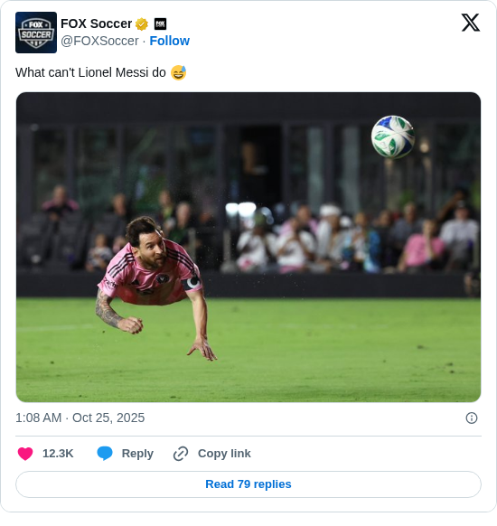 FOX Soccer: What can't Lionel Messi do 😅 https://t.co/vIukfZ16HQ