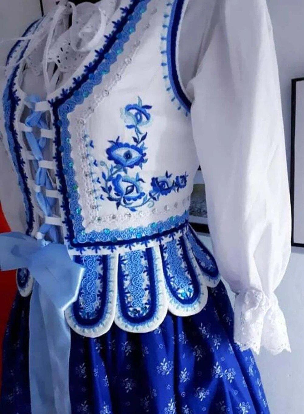 Danka Tropeková has hand-made almost 80 "brúcniks".