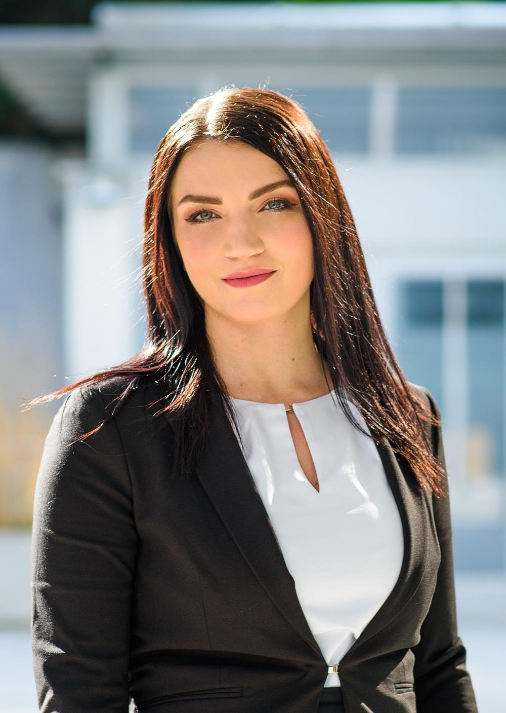 Silvia Beňová, Junior Associate