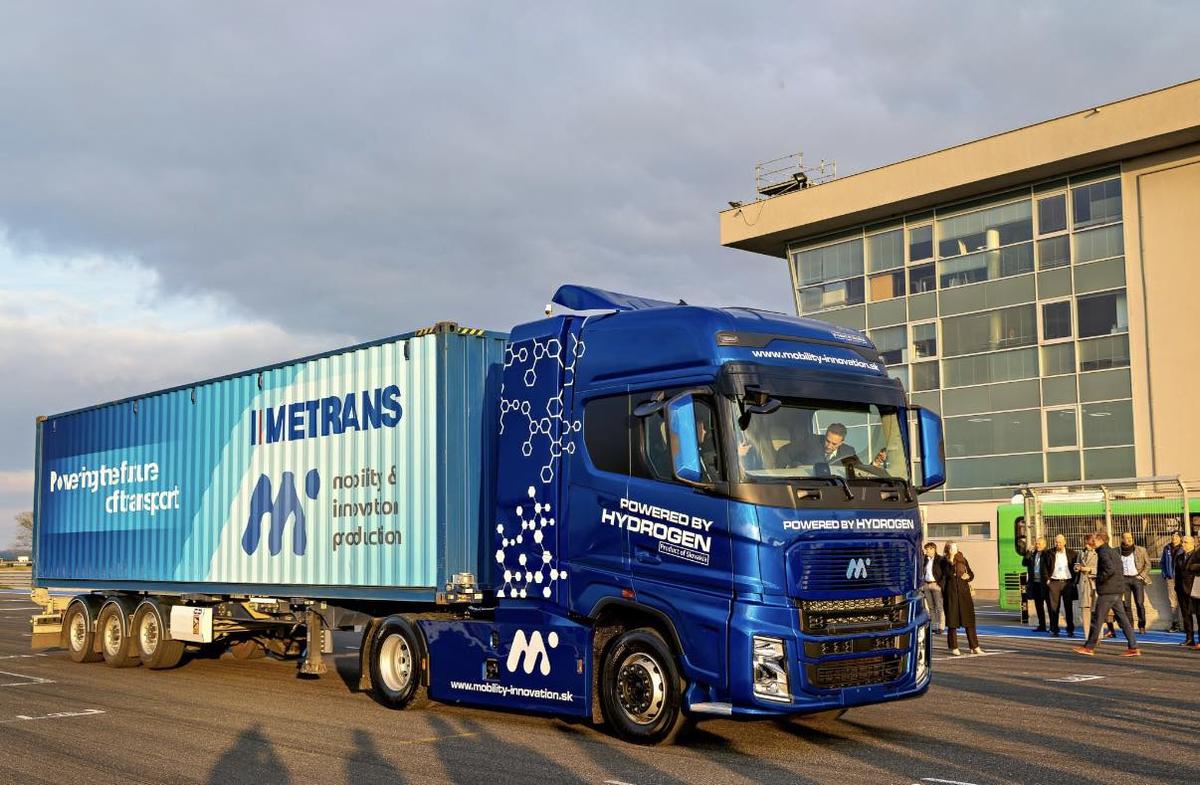 Slovak Company Unveils Groundbreaking Hydrogen Truck at Slovakia Ring