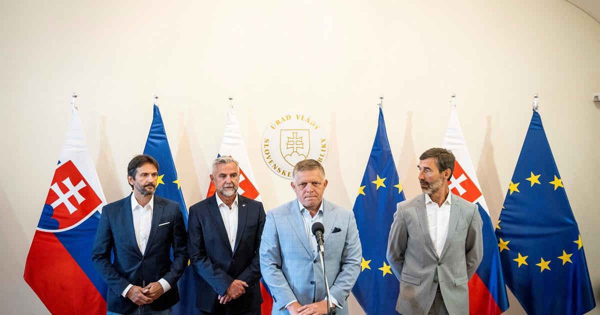 News digest: Fico just accused his rivals of trying to ‘import chaos’ from Serbia