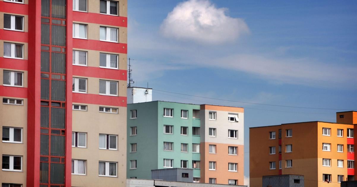 Cheaper mortgages, pricier homes: Slovakia’s uneasy housing mix