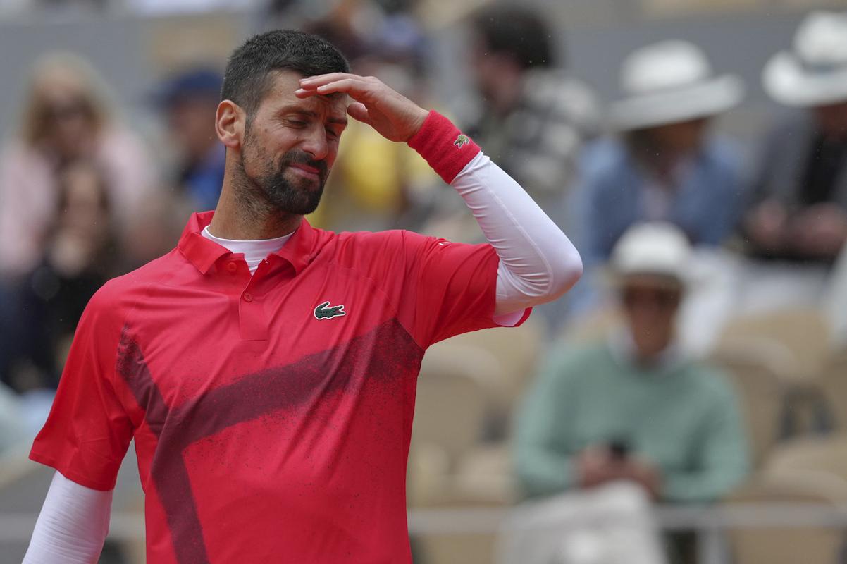 Už dlho sa nestalo, aby Novak Djokovič nenastúpil na centrálnom kurte.