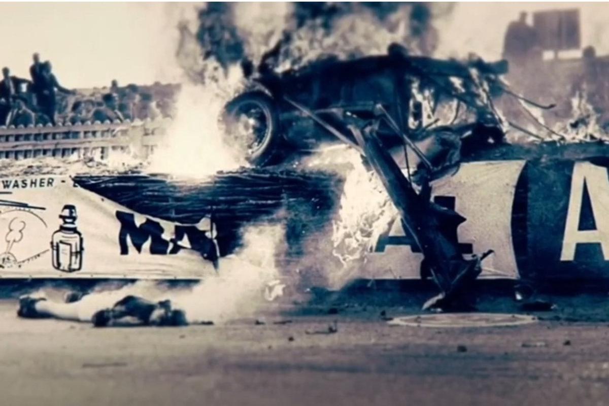 Nehoda počas pretekov LeMans v roku 1955 mala desivé následky.