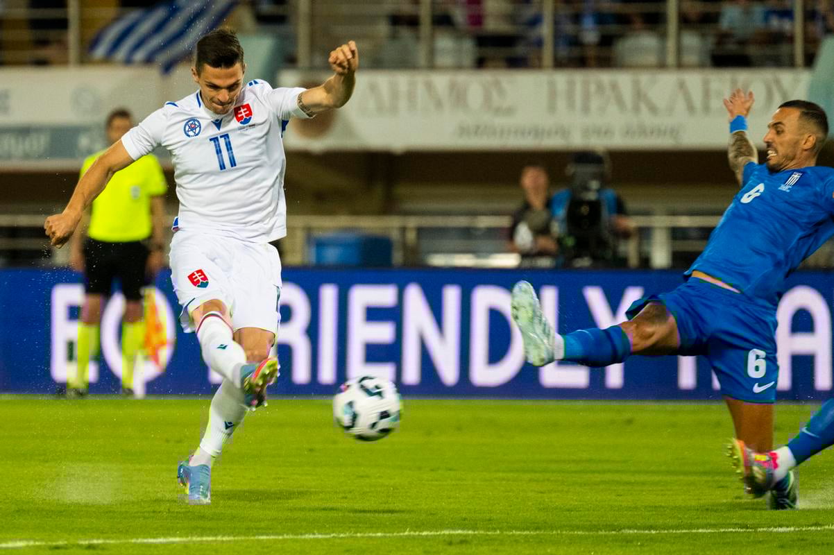 Zľava Ľubomír Tupta (Slovensko) a Dimitris Kourbelis (Grécko).
