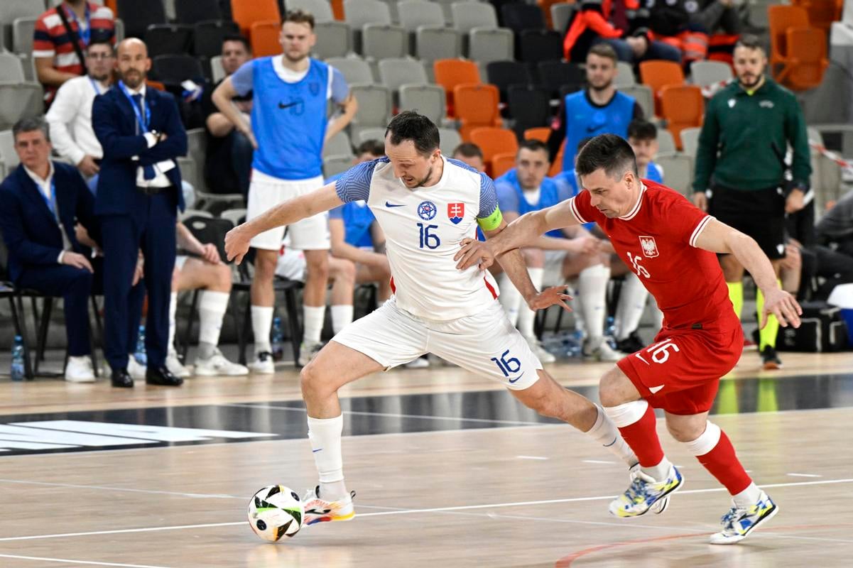 Zľava Tomáš Drahovský (Slovensko) a Maciej Jankowski (Poľsko).
