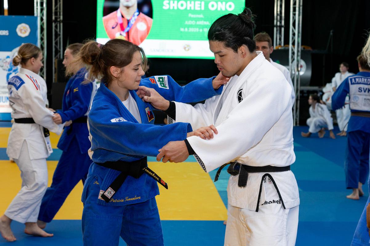 Patrícia Tománková na tréningu s Japoncom Onom.