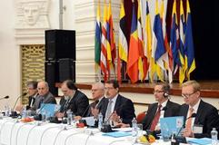 Conference in Košice L-R Peter Weiss, Ján Čarnogurský, Miroslav Číž, Vladimír Faič, Pavol Paška, Matthias Platzek, Rainer Lindner)