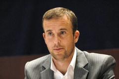 Ferry scandal figure leaves post