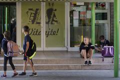 More than 2,000 teachers to attend strike