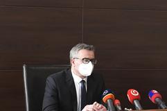Constitutional Court President Ivan Fiačan informs about the verdict on national emergency.
