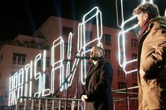 Bratislava mayor Matúš Vallo speaks to the Bratislava crowds on December 31, 2022.