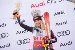 Mikaela Shiffrinová sa raduje  z víťazstva v slalome v rámci Svetového pohára v zjazdovom lyžovaní v Jasnej 21. januára 2024.