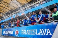 Vlani sa slovanisti tešili z titulu po domácej bezgólovej remíze s Dunajskou Stredou v 5. kole nadstavby. Tentoraz môžu mať definitívu zisku majstrovskej trofeje po dueli v Dunajskej Strede. 