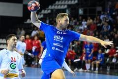Jakub Mikita v drese hádzanárskej reprezentácie Slovenska.