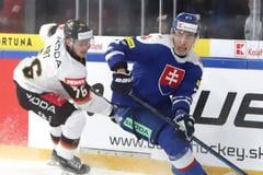 K  reprezentácii sa pripoja dvaja hráči z tímov finalistov extraligy