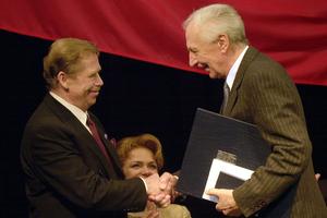 Czech President Václav Havel handed down to Ladislav Chudík the Medal for Merits in 2003.
