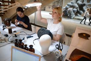 Restoring military clothing was shown in the Slovak National Uprising Museum in Banská Bystrica.