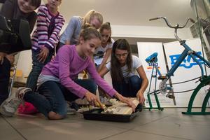 A machine for extracting honey in the framework of project The Urban Bees