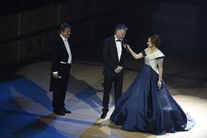 Pavol Lančarič, general director of Orange Slovensko and host of the ball, singer Paul Young and ball's femcee Vera Wisterová, from left.