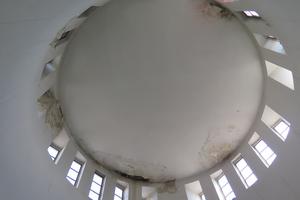 The skylight ending with a dome in the central circular space.
