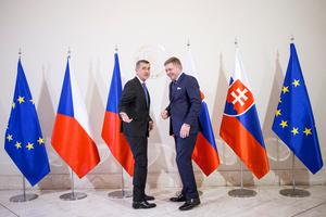 Slovak PM Fico welcomed his Czech counterpart at the Government Office January 5. 
