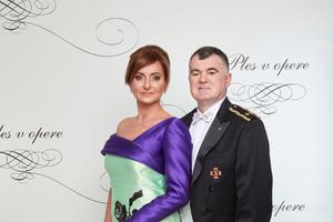 Opera Ball 2018 - Host, presenter and journalist Danica Kleinová with husband, head of the Fire Corpse Alexander Nejedlý