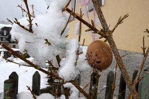 Snow is not a usual phenomenonm at Easter - Donovlay resort.
