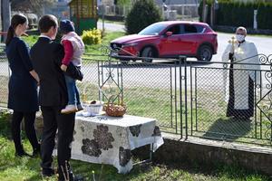 The consecration of food in Sobrance (Košice Region).