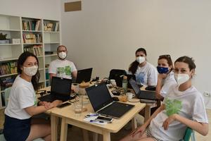 The coordinating team of the Naše Mesto event.