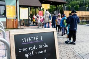 After two months of closure due to the foot-and-mouth disease measures, the Bratislava Zoo reopened on Wednesday. The caption on the board reads: Welcome! We're happy that you're back with us.