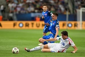 In front, up: Mário Sauer (Slovakia). Below: Giovanni Fabbian (Italy).