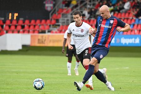 Zlaté Moravce-based football club will play Czech club Slavia Praha in a friendly match because the latter scrapped a match against Slovan Bratislava.