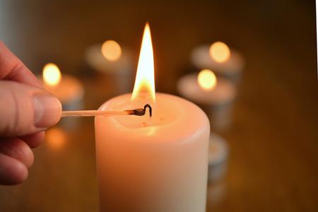 Учасники вшанування пам'яті створять серце із 730 палаючих свічок.