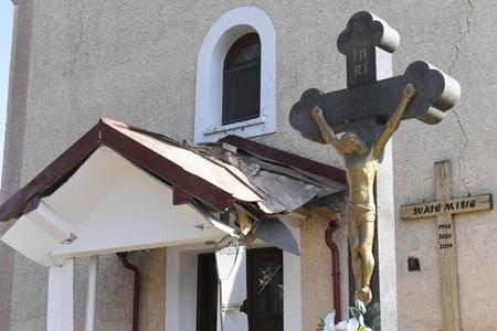The church in Jankovce, eastern Slovakia, is damaged following an earthquake on October 9, 2023.