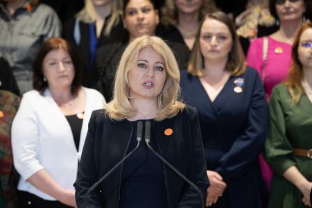 Президентка Словацької Республіки Зузана Чапутова у промові під час візиту жінок у Президентському палаці з нагоди Міжнародного жіночого дня 8 березня 2024 року в Братиславі. 