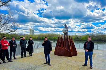 Unveiling of the monument of Imrich Liftenfeld. 