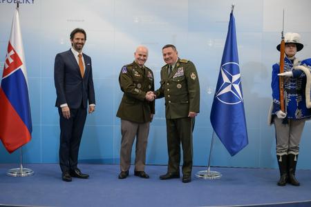 From left: Defence Minister Robert Kaliňák (Smer), Supreme Allied Commander Europe Christopher Cavoli, and Daniel Zmeko.