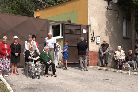 Кінцем літа біженці повинні виселитися. Місто Пряшів шукає інше житло.