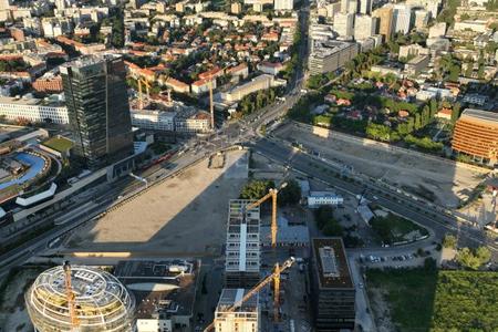 The land bordered by Košická and Chalupkova streets, where the Chalupkova project will be built.
