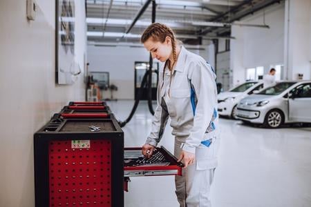 Olívia Zacharová is one of seven girls studying at Dual Academy, a private secondary vocational school for automotive engineering in Bratislava. 