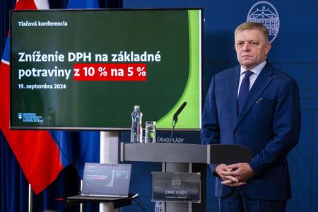 On September 19, 2024, in Bratislava, Prime Minister Robert Fico (Smer) met with representatives from retail chains at the Government Office to discuss reducing VAT on essential food items.