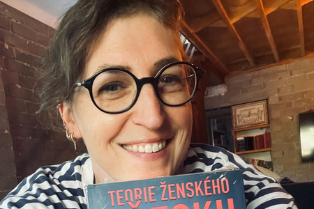 Mayim Bialik with the Czech translation of her book.