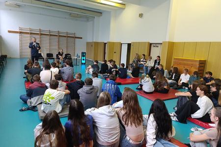 Nitra elementary school children attending the event in question.