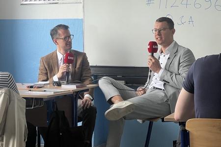 Radovan Pavlík with The Slovak Spectator moderator James Thomson. 